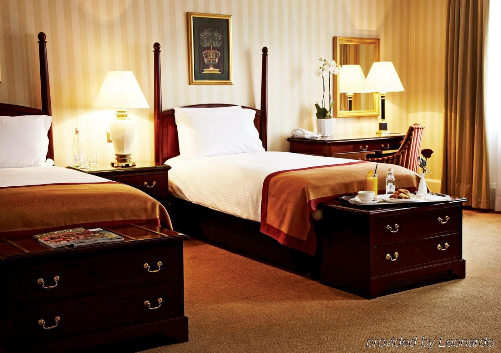 Hotell The Bailey's Kensington 4*