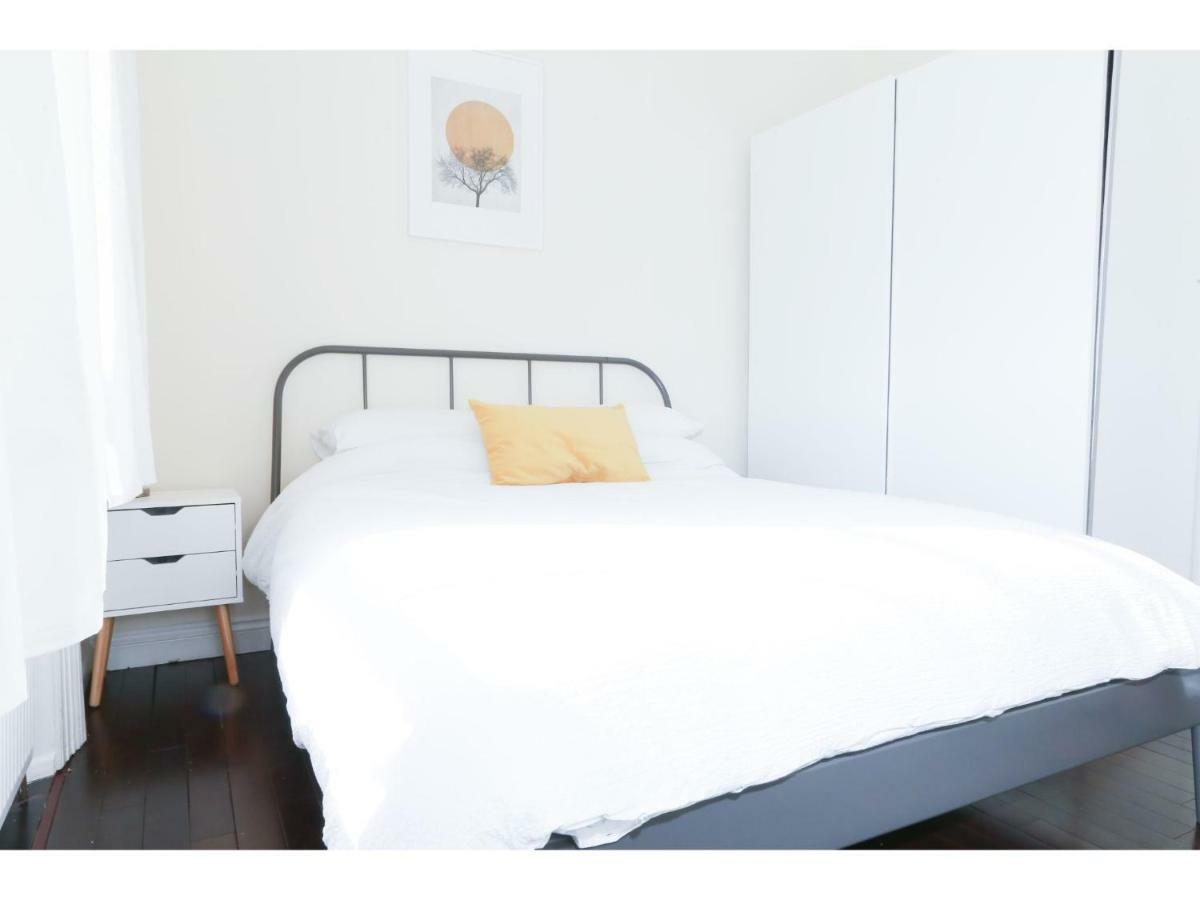 Pass The Keys Beautiful Museum Street Apartment London