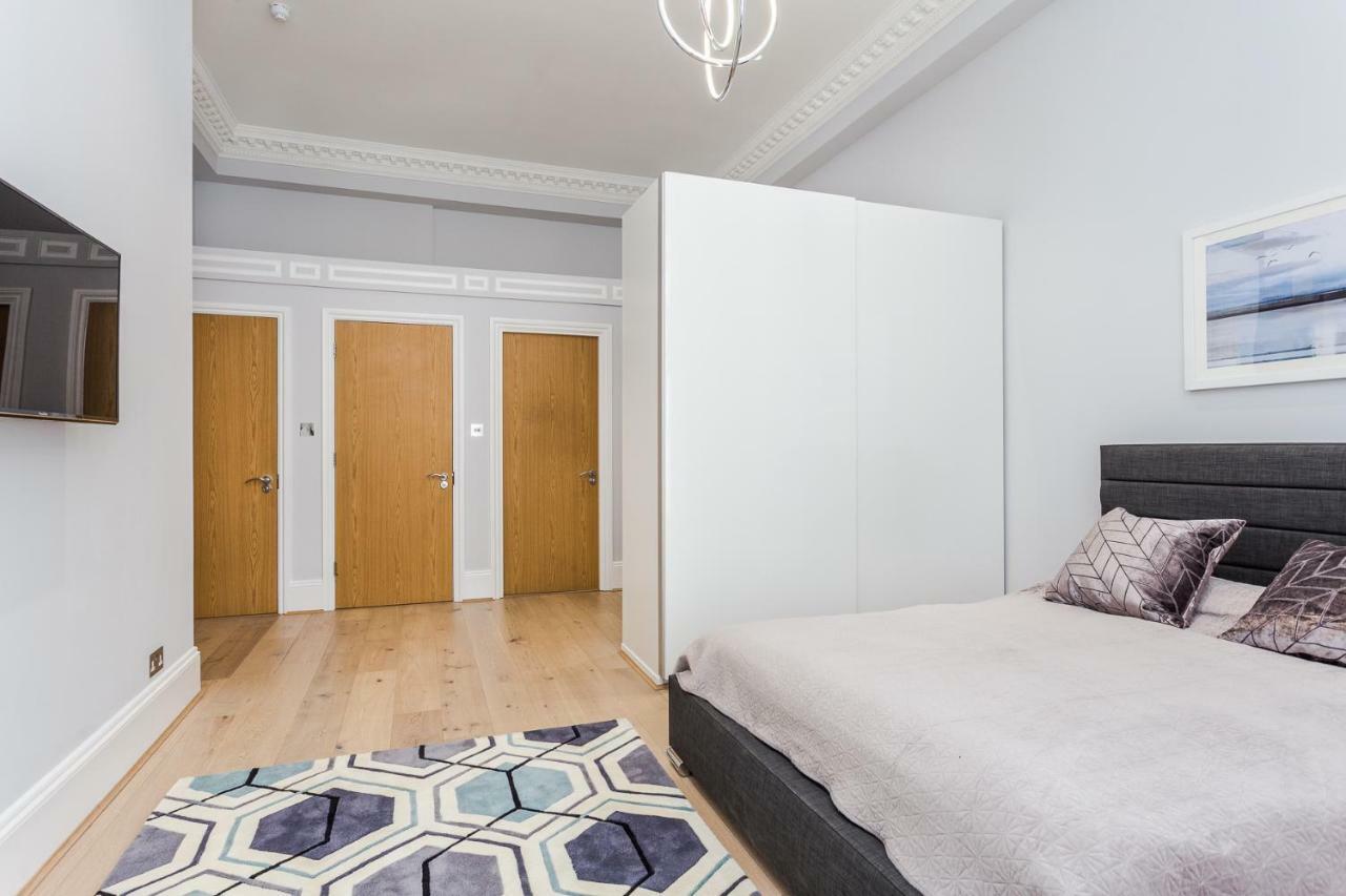 Apartment Courtfield London