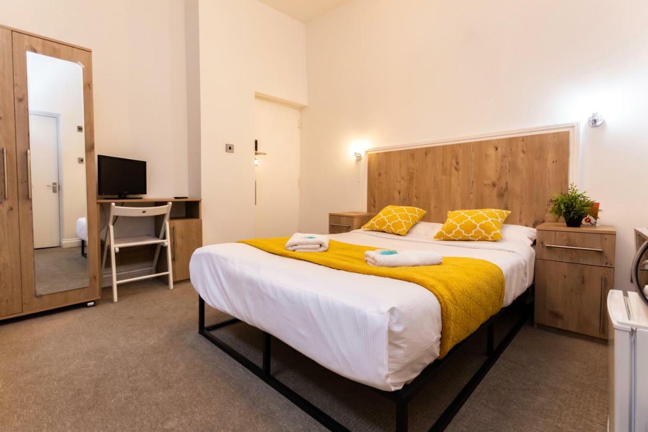 Oyo Tamtam Acton 3* Londen