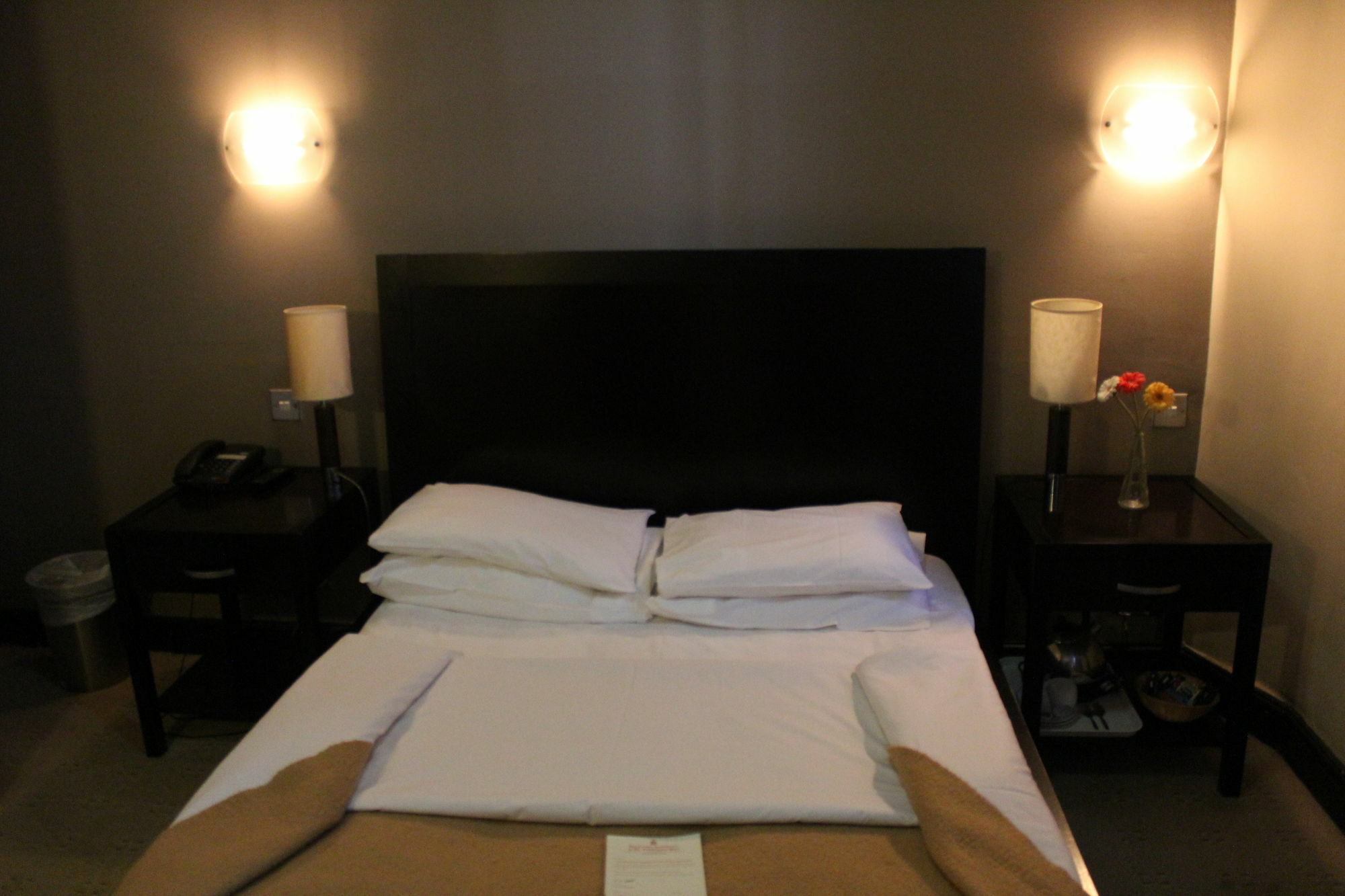 The Crescent Hyde Park 2* London