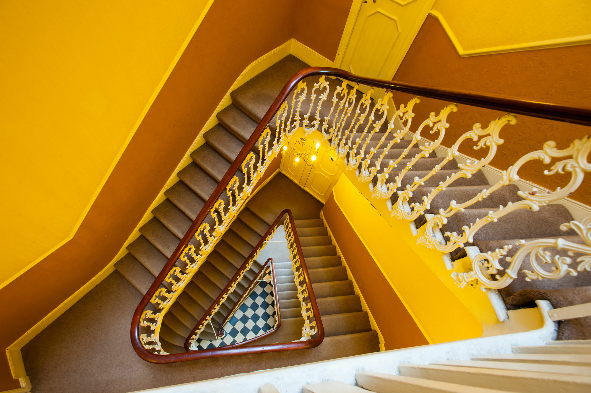 The Crescent Hyde Park Hotel London
