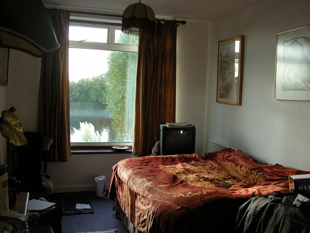 Frühstückspension Chiswick Riviera With Free Parking *
