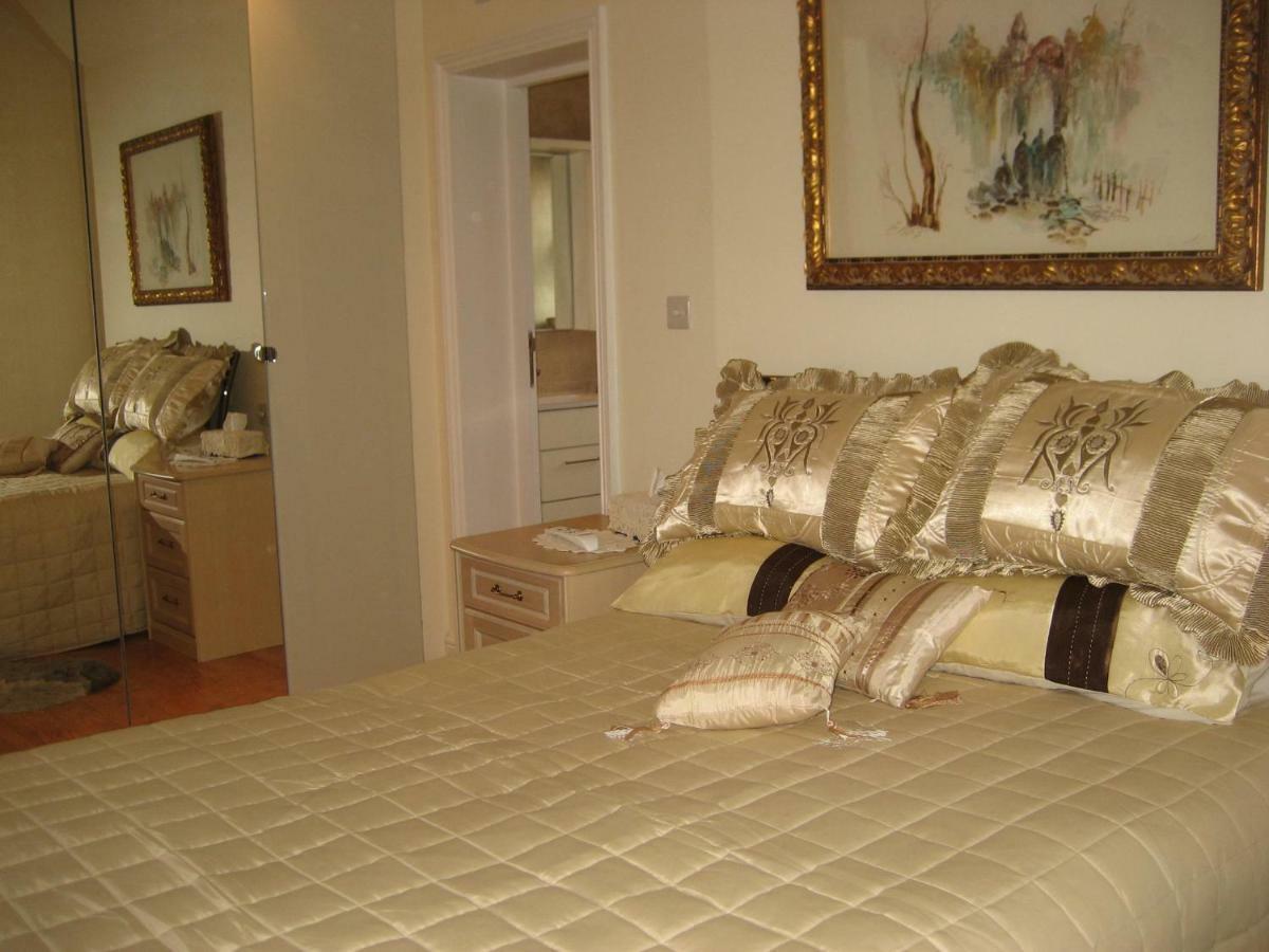 Guest house Tali's House London