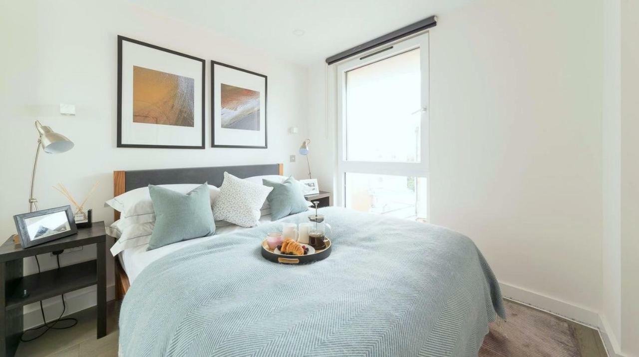 Duplex Penthouse Homestay London