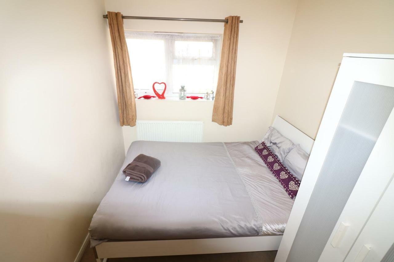 Abbey Private House With Lovely Garden Ferienhaus London