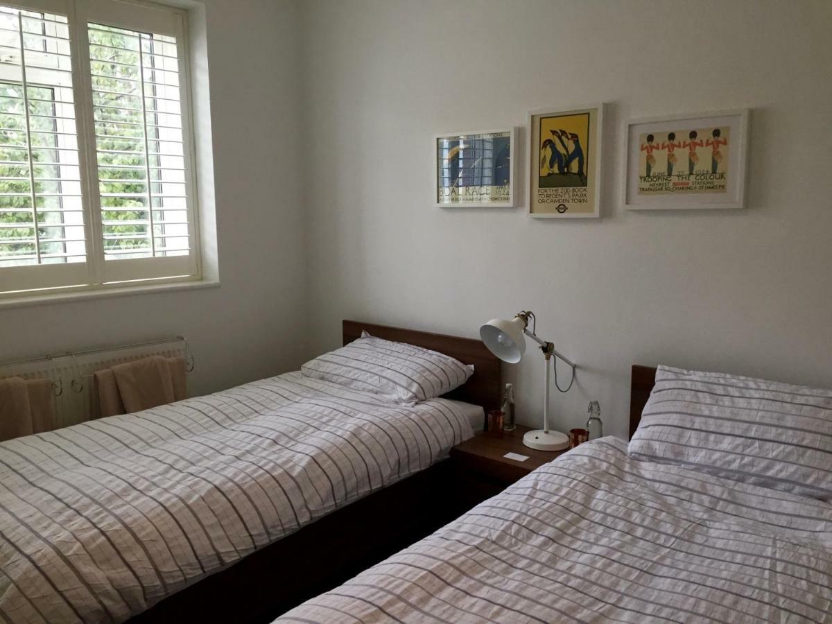 Aston House Apartment
