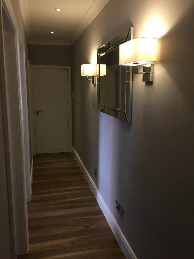 Stunning 2 Bed Flat Shepherds Bush Apartamento *