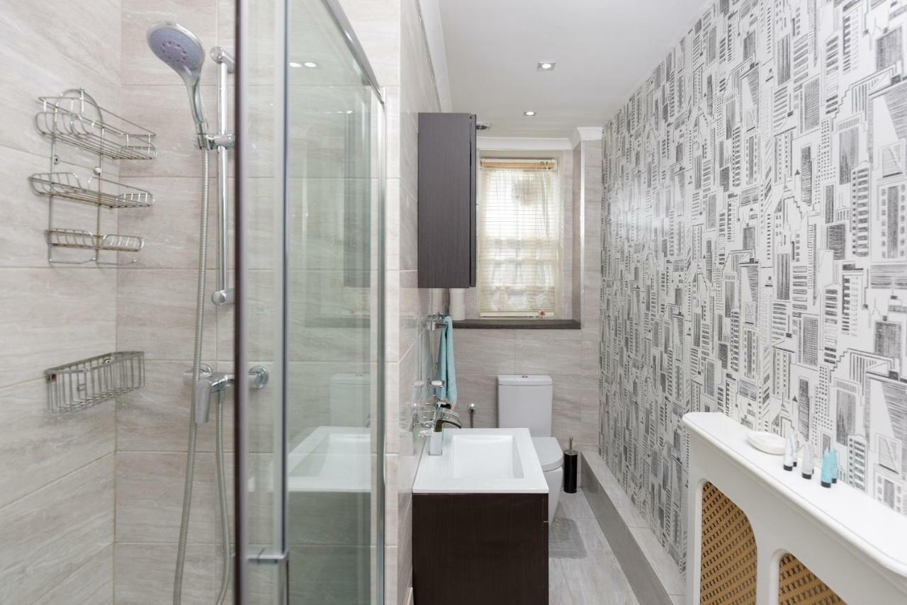 Gloucester Gardens Apartment London