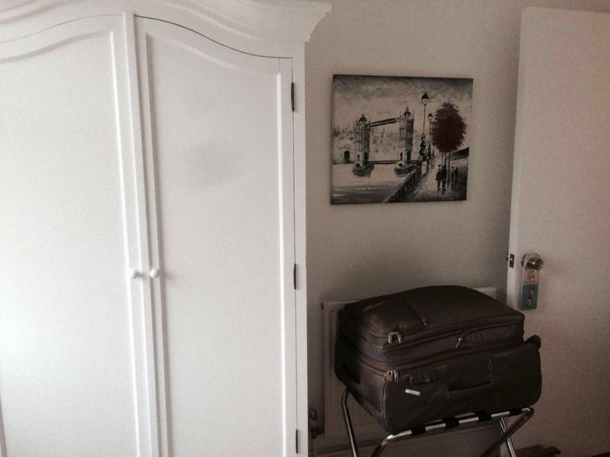 Dimorra Apartment London