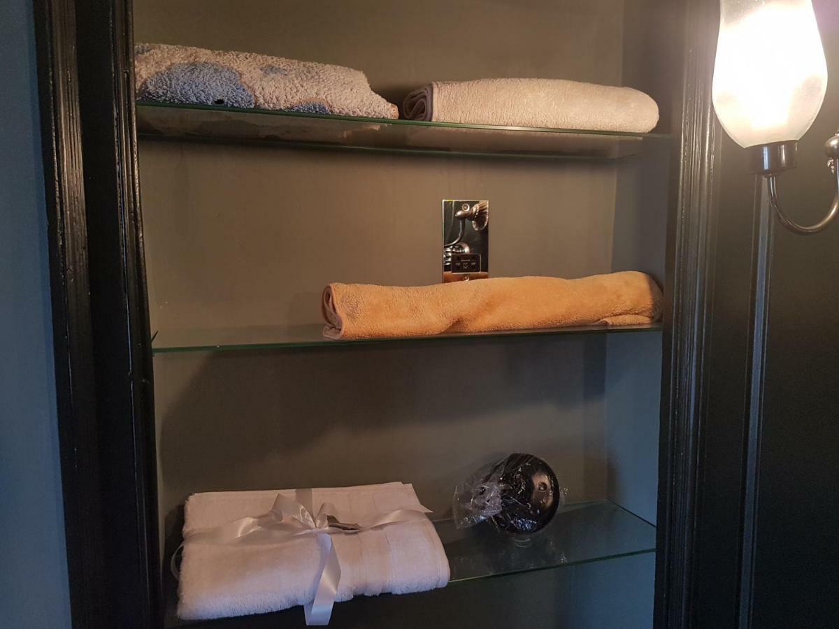 Apartment 1810 Georgian House London
