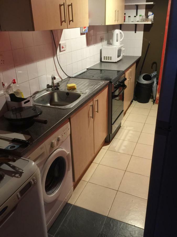 Guest house Wesley Avenue London