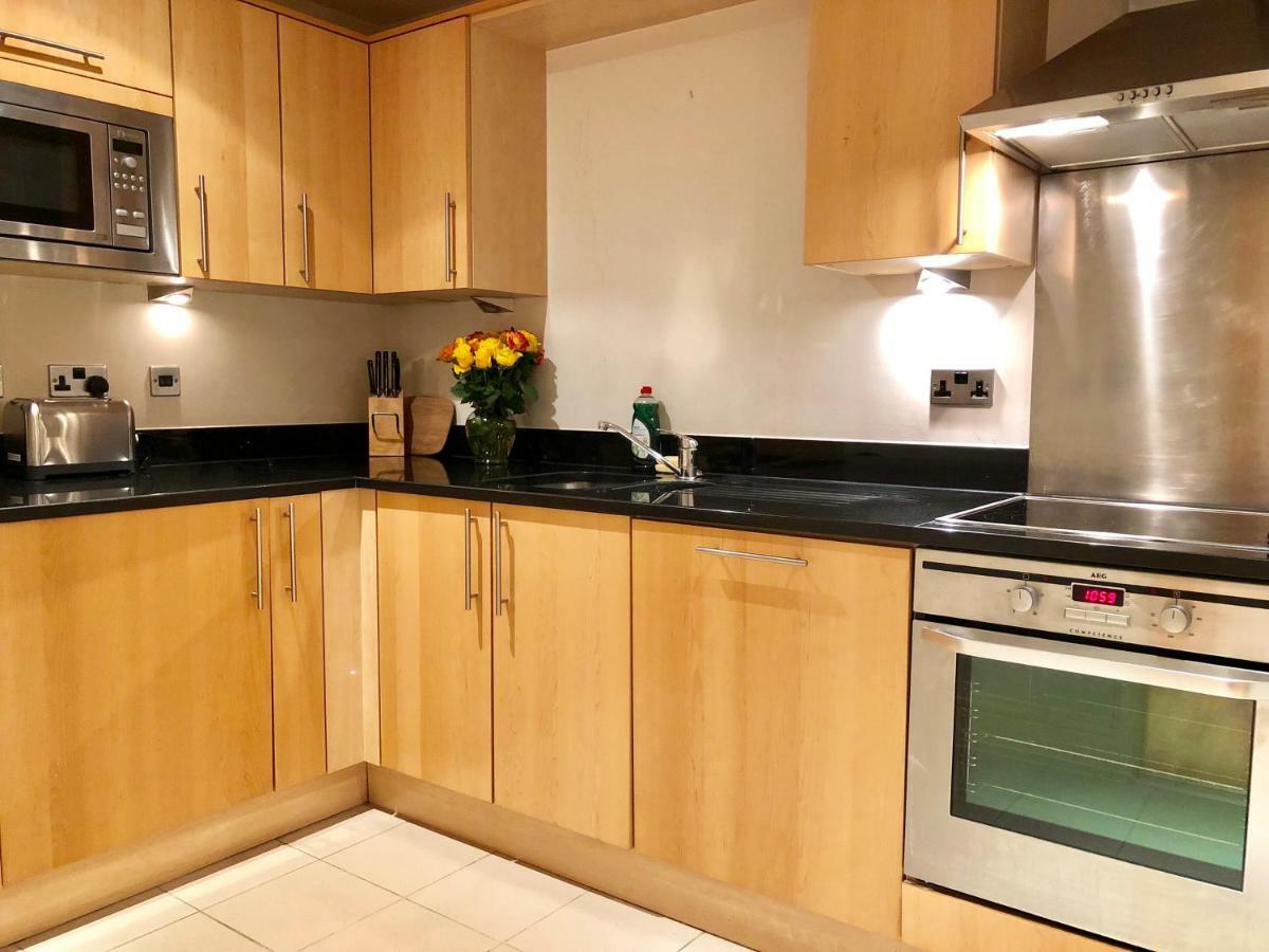 Luxury In Westminster Apartment