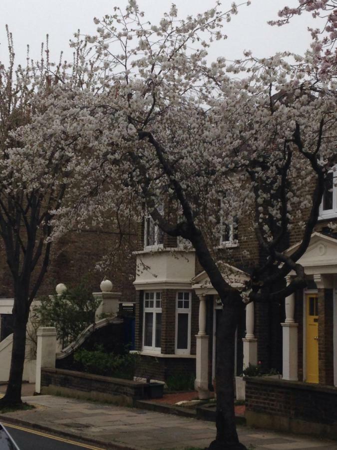Gabe's In * London