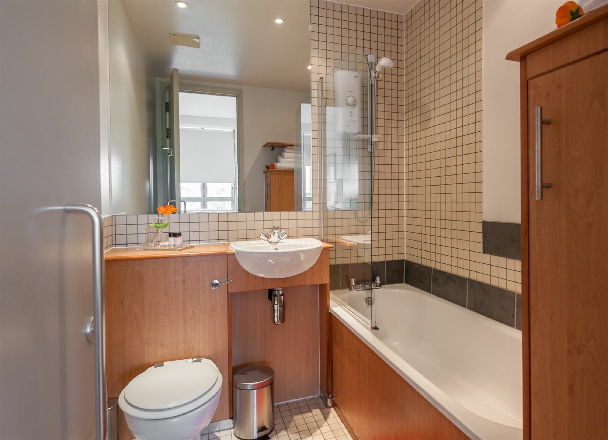 Apartment Smart - Road *