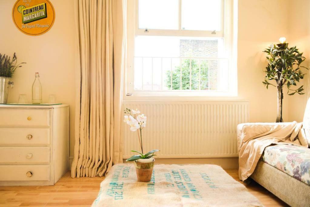 London's East End 2 Bedroom Appartement *