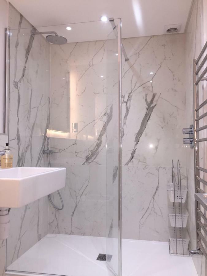 Apartment Lexham Gardens 5 *