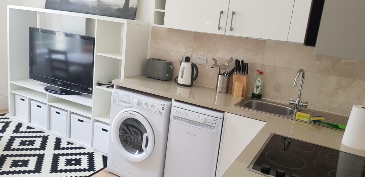 Luxury One Bed Next To Hyde Park Leilighet *
