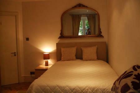 Chelsea Bed & Breakfast