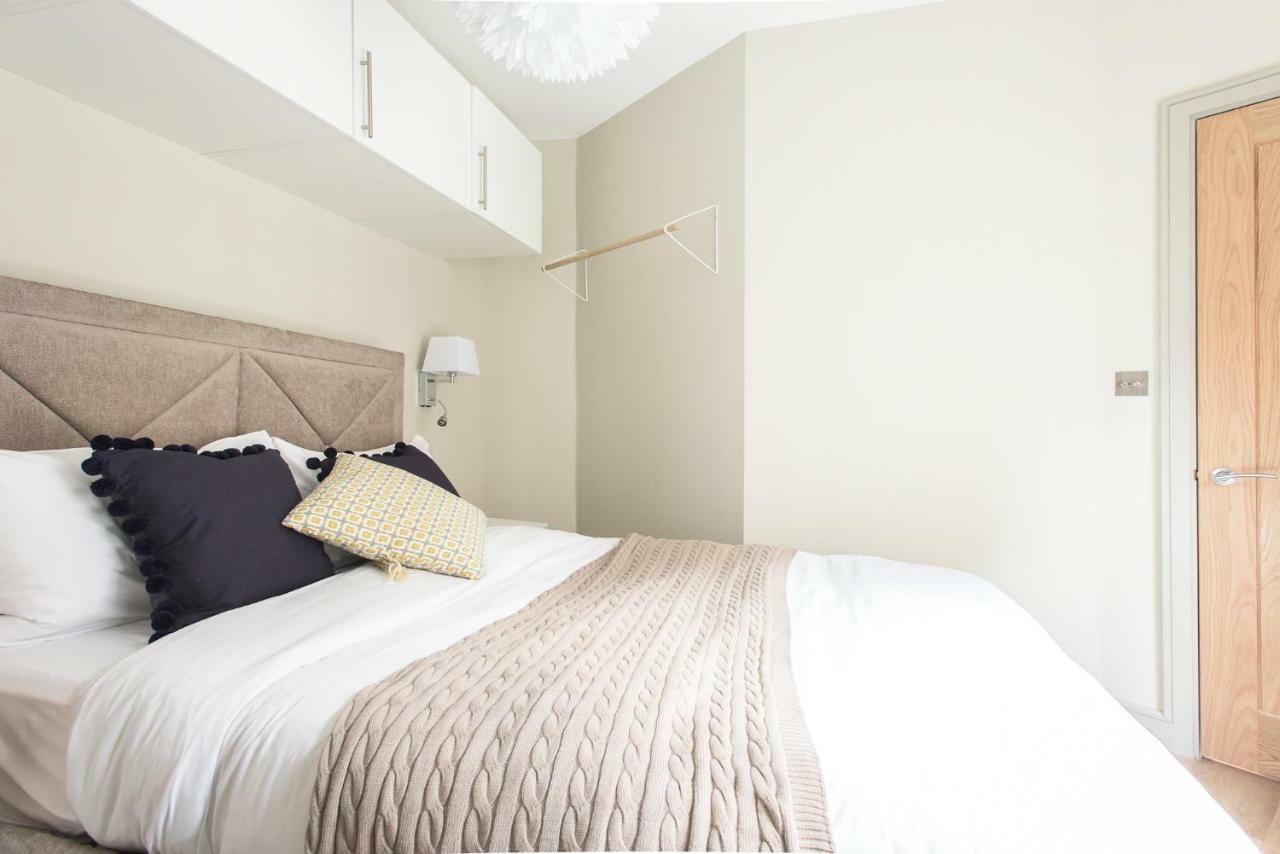 The Mayfair Parade - Trendy 1bdr Leilighet London