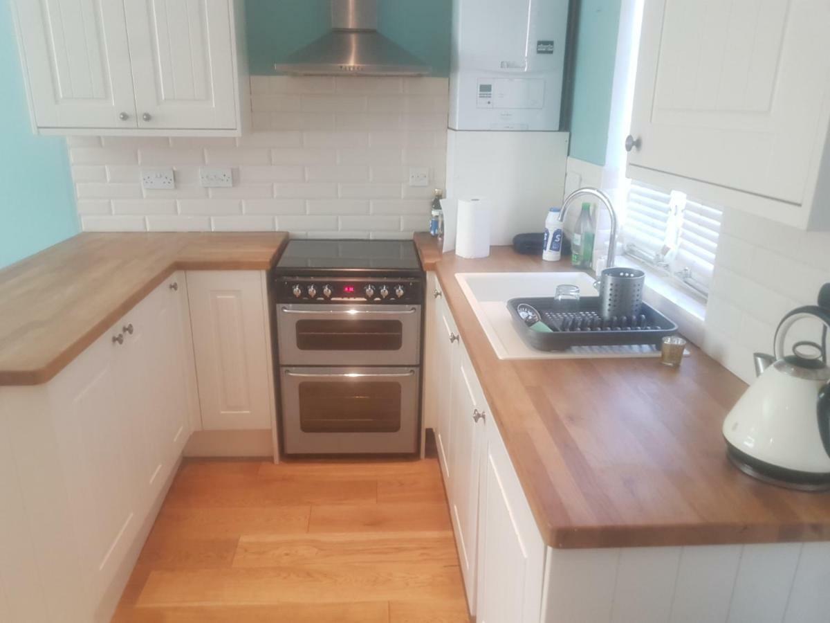 Beautiful 2 Bedroom In The Heart Of Greenwich Apartment