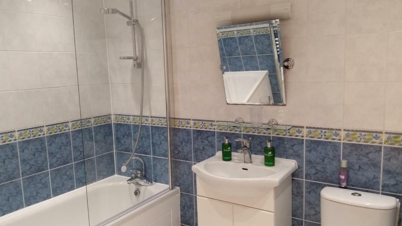 Appartement With Parking Near Waterloo & St Thomas & Big Ben & Parliament *