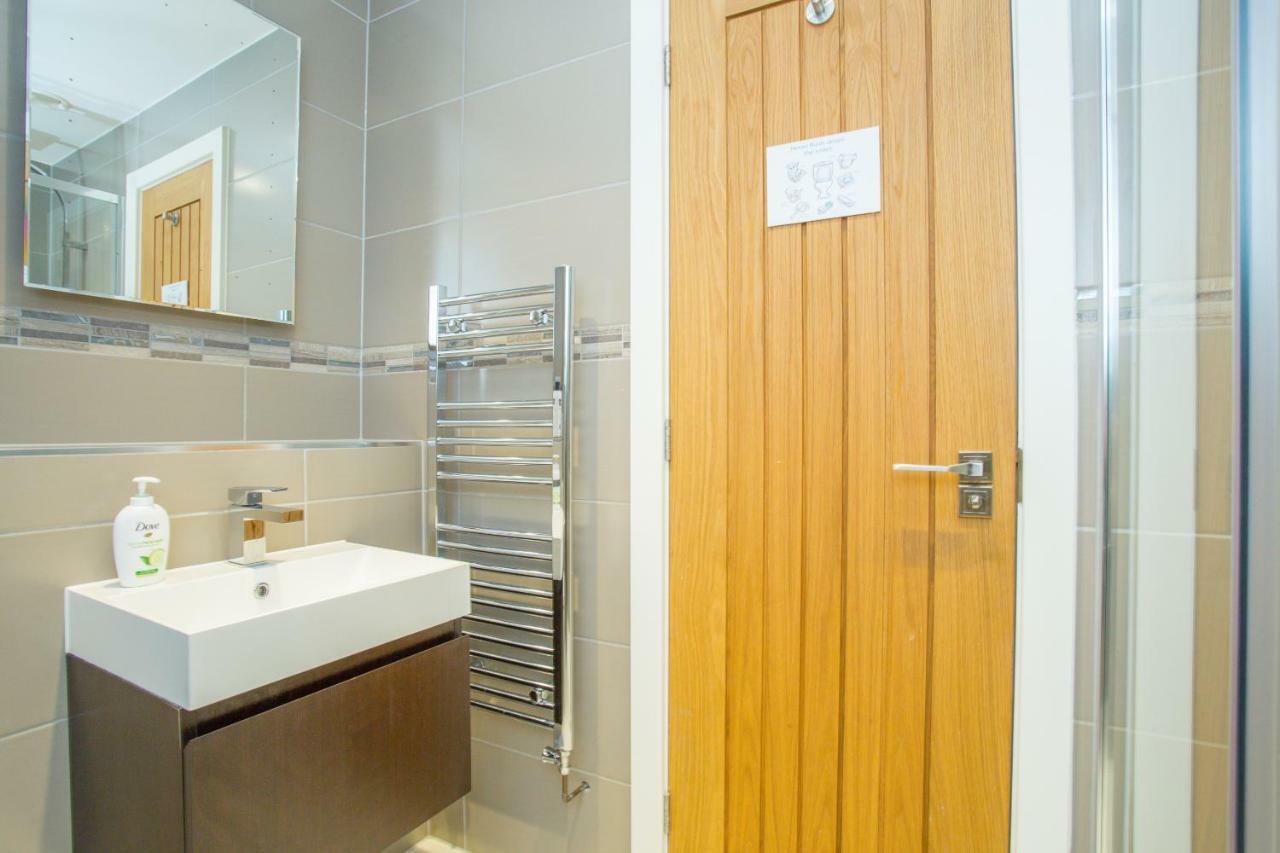 The Escalier Mews - Bright 3bdr Leilighet London