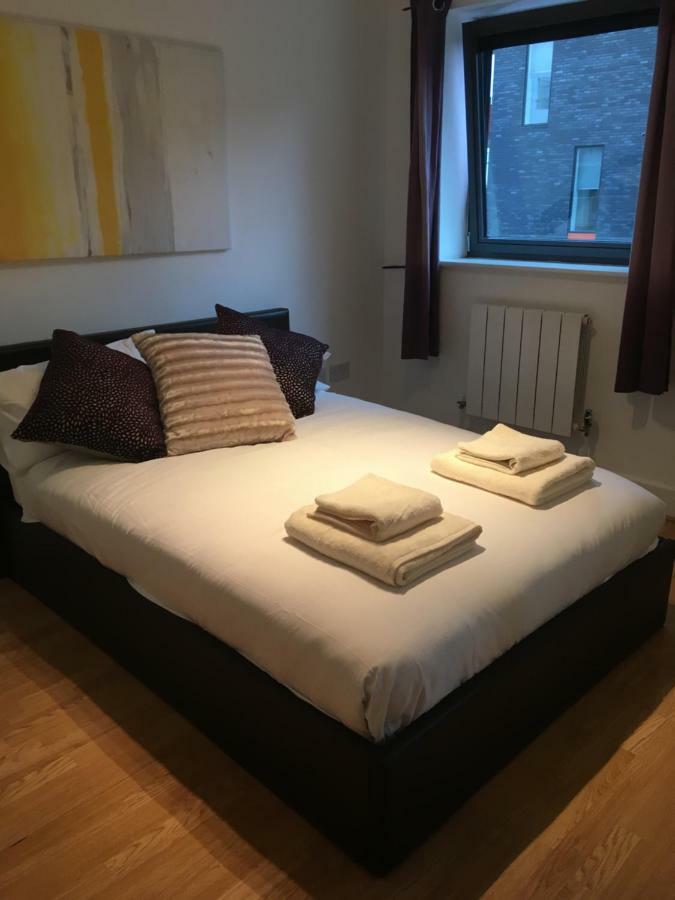 Apartment 41 Millharbour *