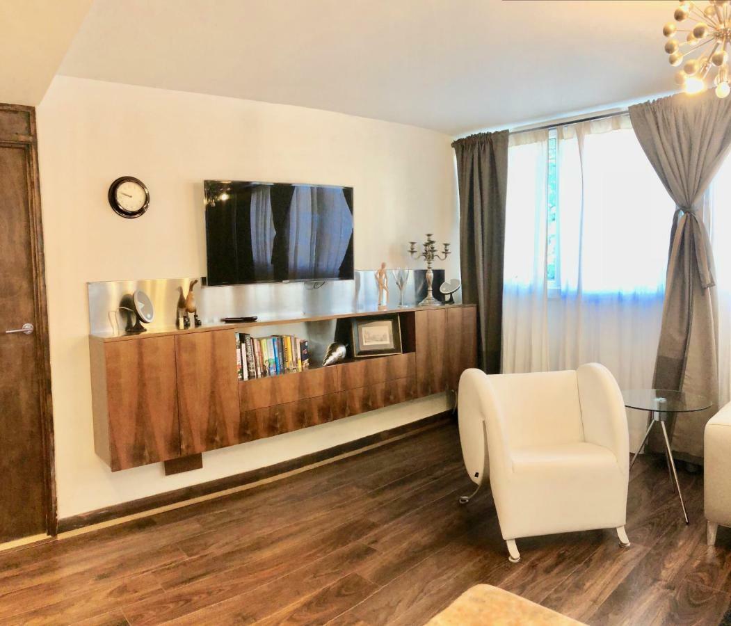 2 Beds 2 Baths In Heart Of *