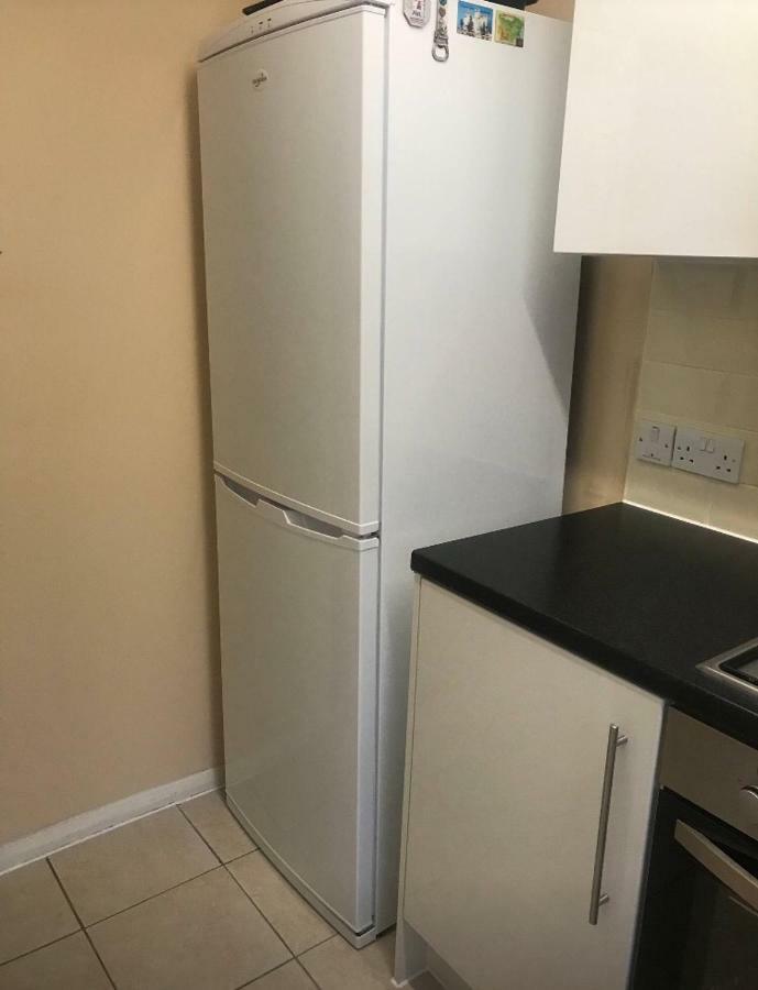 Apartment Cozy In Stratford From 18 Minutes To