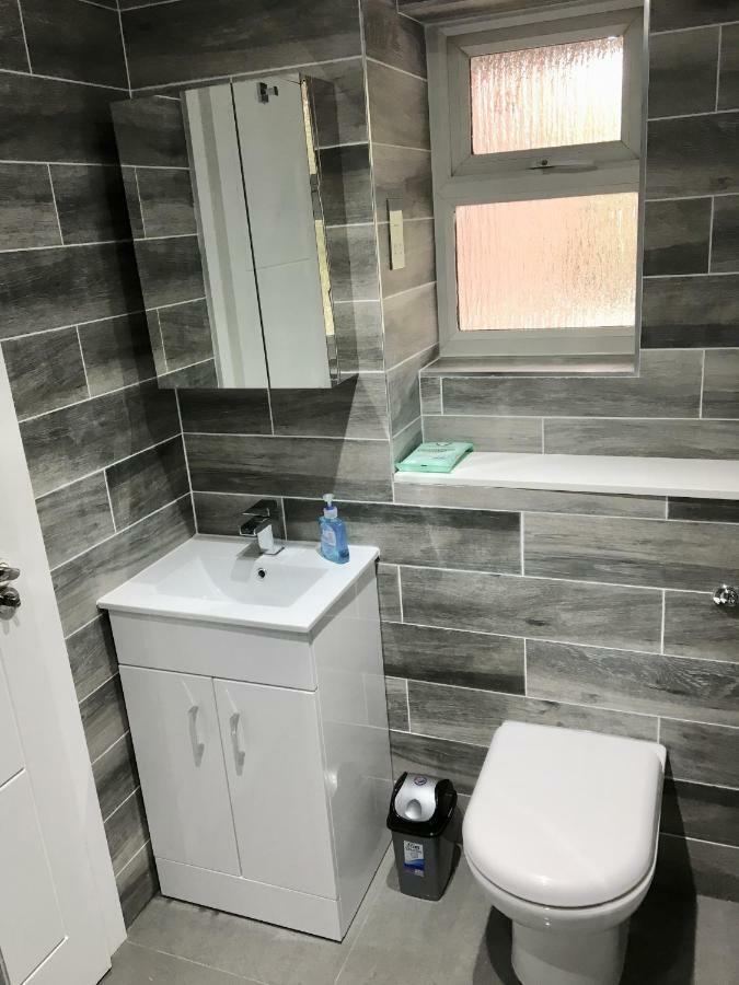 Perfect Modern Base Near All Attractions Appartement Londen