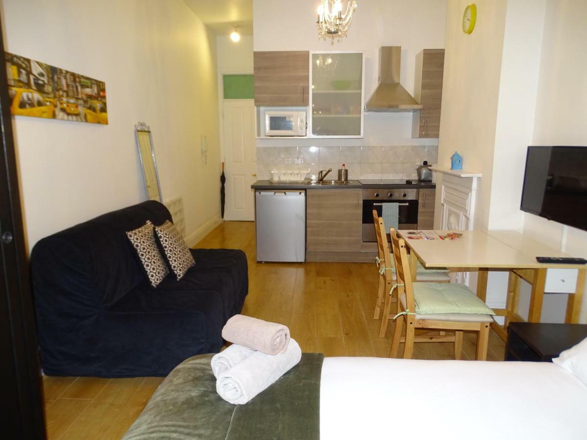 Apartment Dani Hampstead Studio London