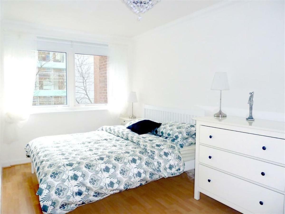 Elegant Fitzrovia 2-bed Nr Oxford Street Helpful Informative Host Leilighet London