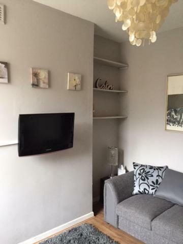 Perfect 2 Bedroom Flat Shepherds Bush W12 Appartement Londen