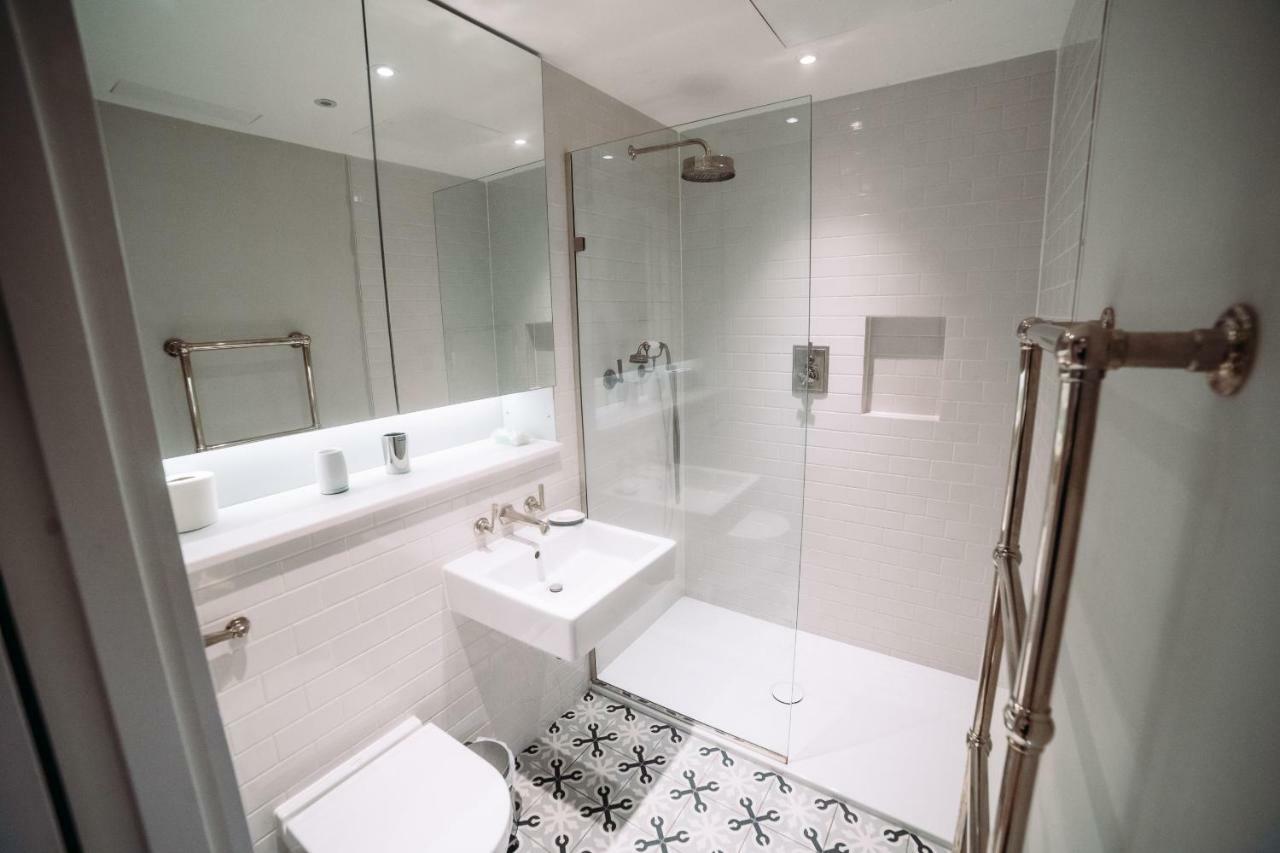 43 Grays Road Apartment