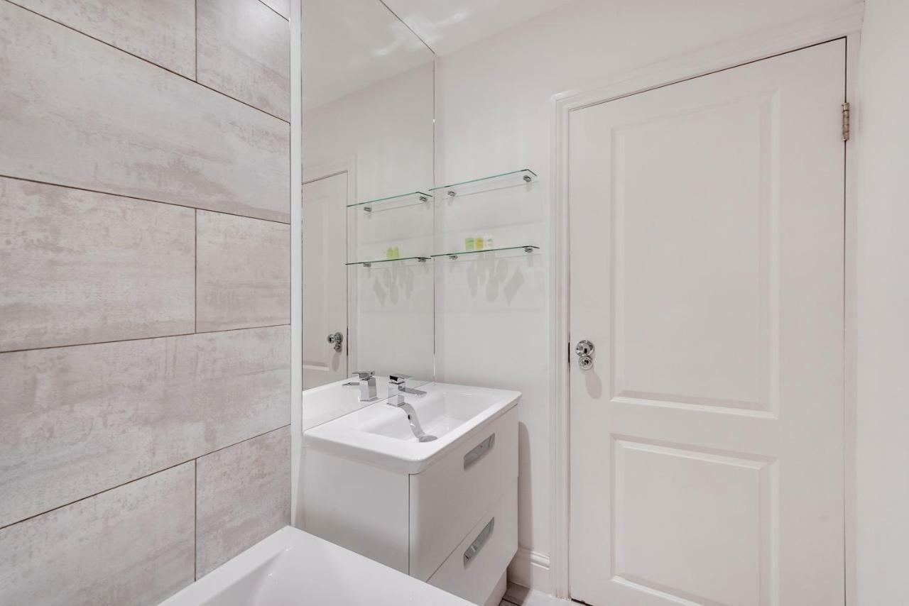 Leilighet Bright 1 Bedroom Apt In Kensington Olympia London
