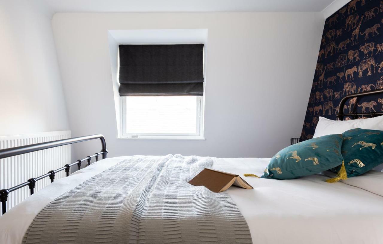 The Kensington Palace Mews - Bright & Modern 6bdr House With Garage *