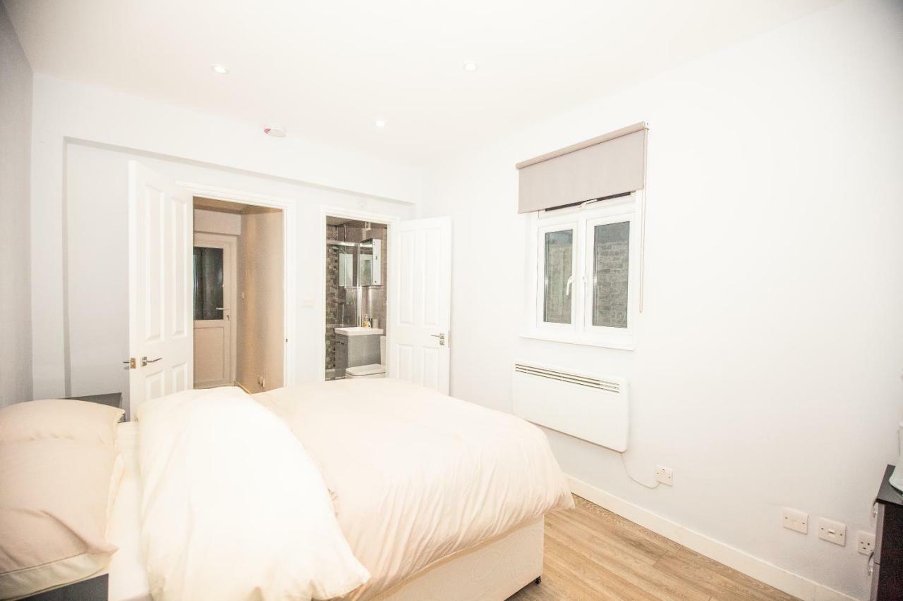 247 Eversholt Street Apartment