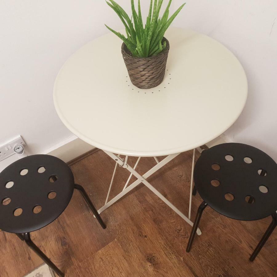 Studio66 Apartment London