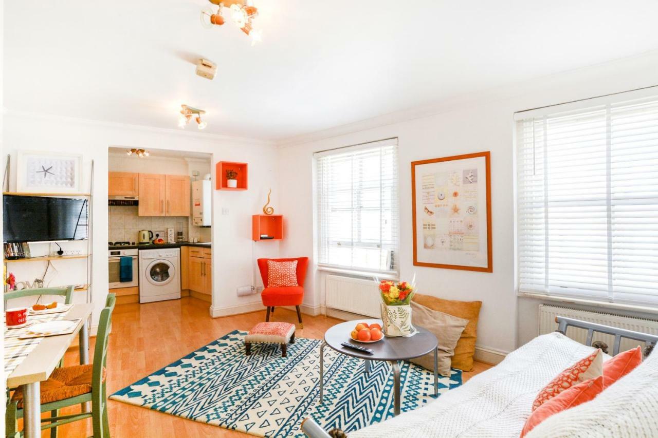 Apartment Brondesbury Arms London
