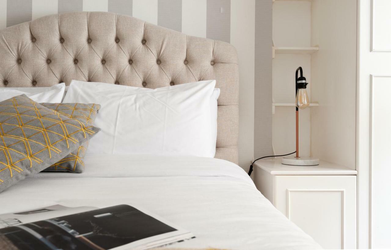 The South Kensington Mews - Lovely 5bdr Leilighet *