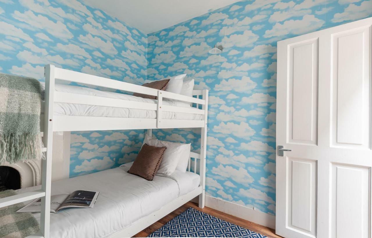 The South Kensington Mews - Lovely 5bdr Leilighet *