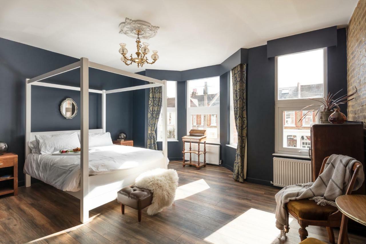 Apartment Courcy Road - 7 Bedroom - Sleeps Up To 22