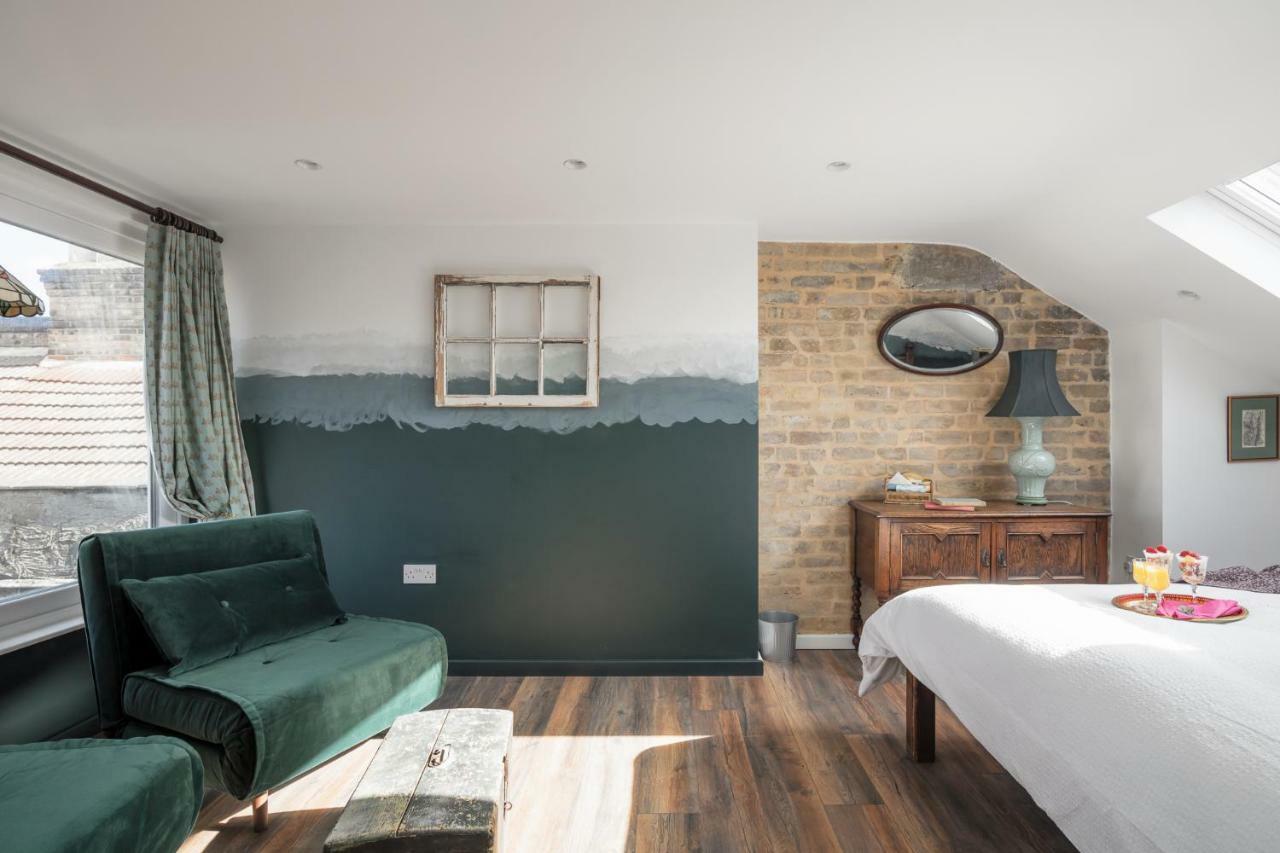 Apartment Courcy Road - 7 Bedroom - Sleeps Up To 22 *
