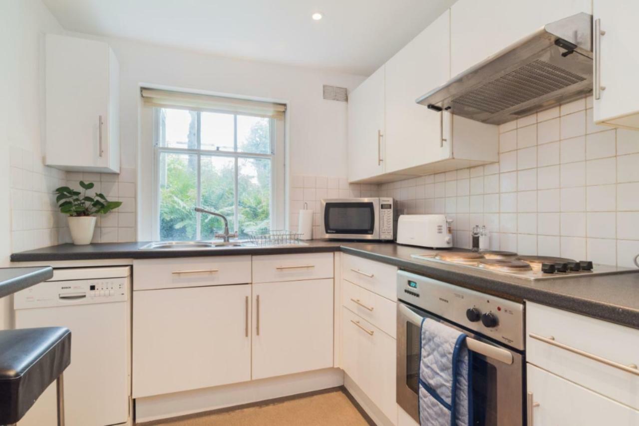 Shooters Hill Aparts Guest house