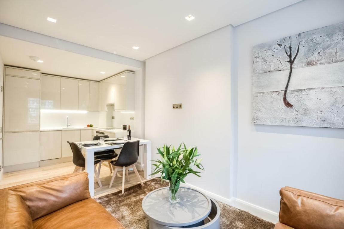 Basement Sussex Apartment *