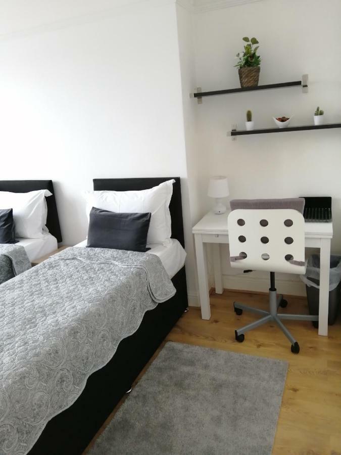 Dream Time Apartments-aqua Apartment London