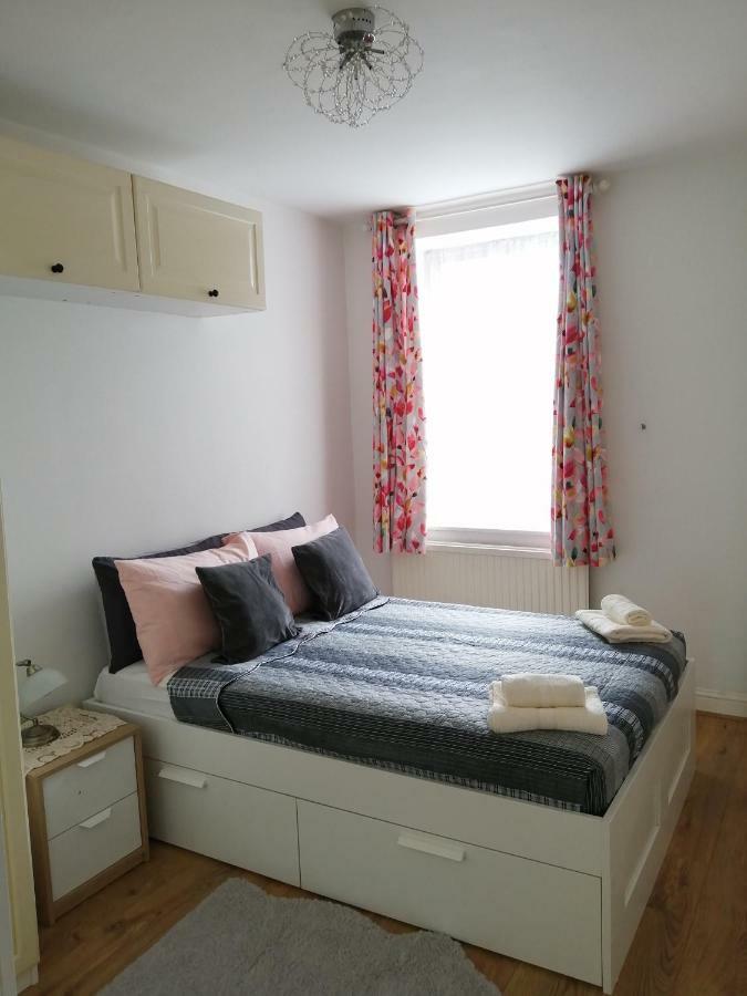 Dream Time Apartments-aqua Apartment London
