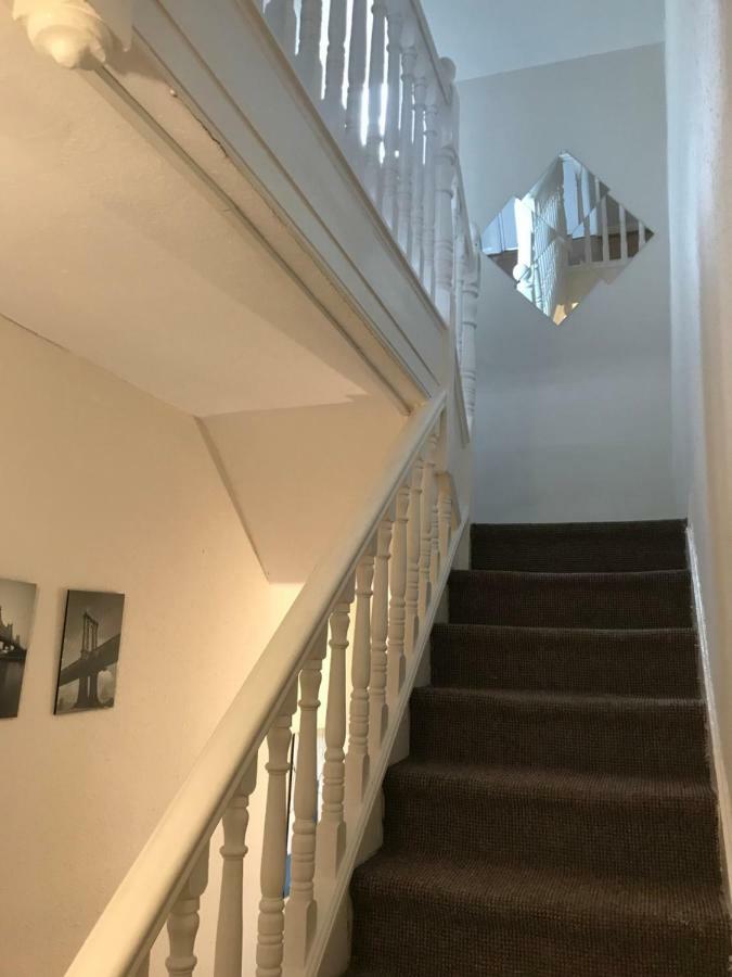 Guest house 103 London