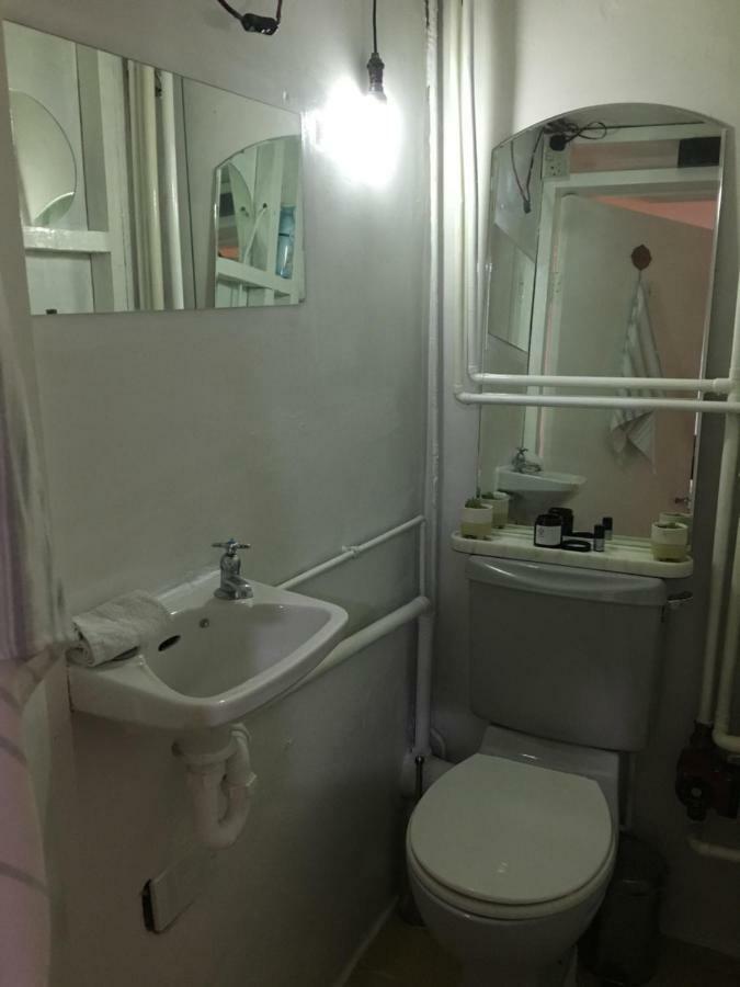 Chalk Farm Studio Apartment